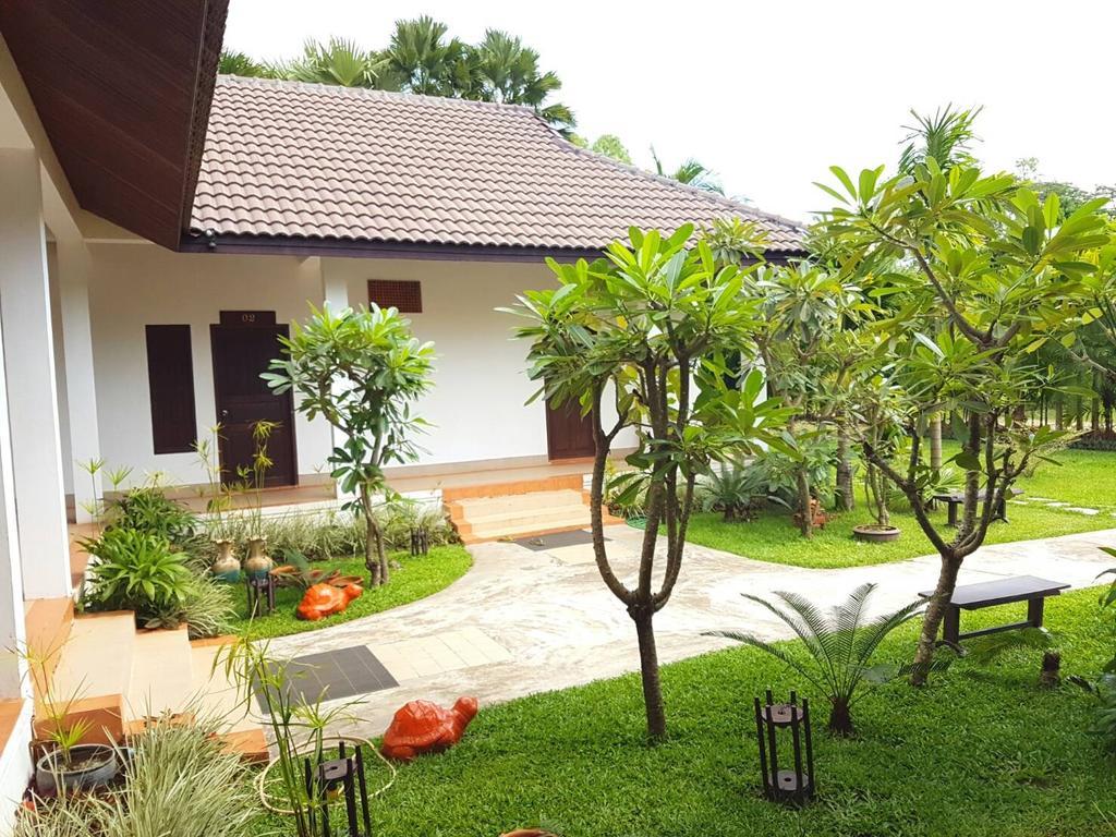 Villa Thakhek Exterior foto