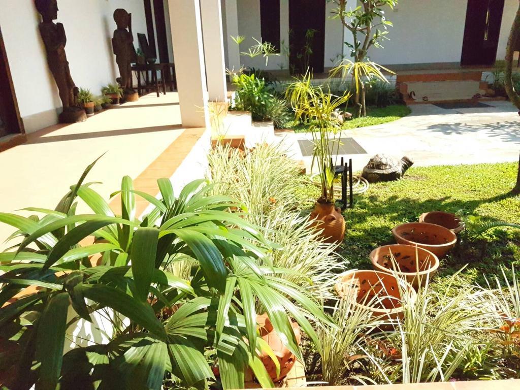 Villa Thakhek Exterior foto