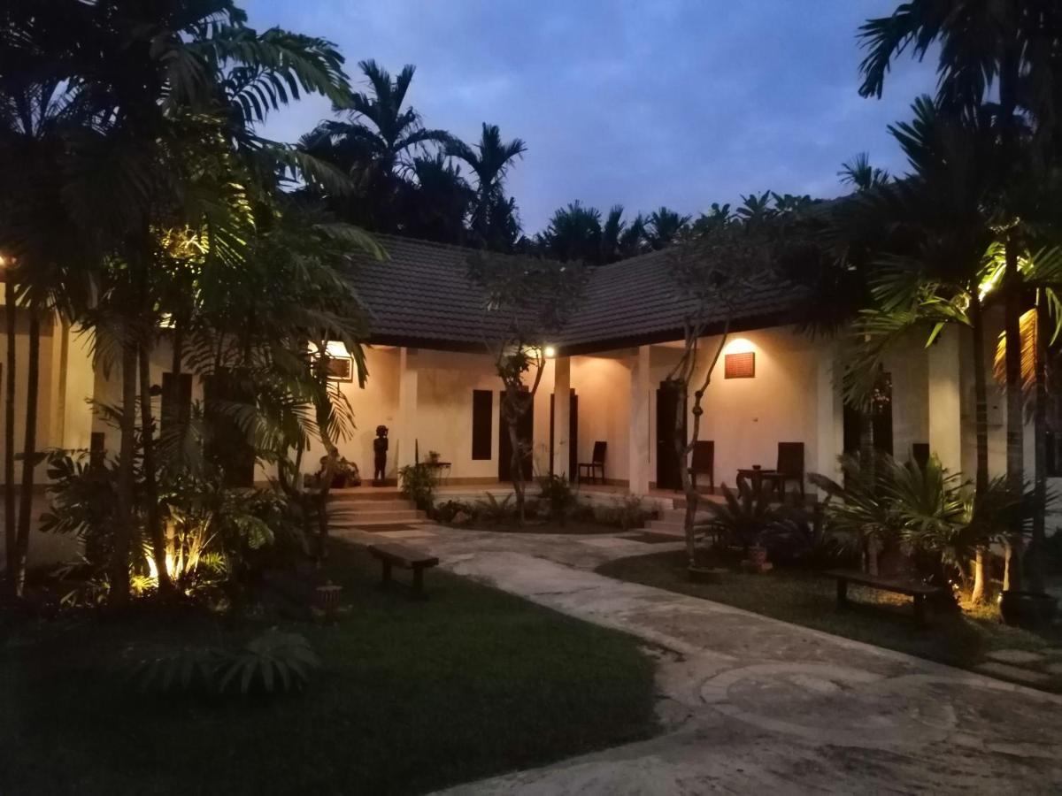 Villa Thakhek Exterior foto